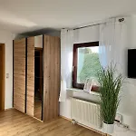 Ida Ruhig, Modern Mit Parkplatz Bei Rw Und Vs * Deißlingen