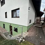 Ida Ruhig, Modern Mit Parkplatz Bei Rw Und Vs Deißlingen