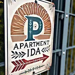 Ida Ruhig, Modern Mit Parkplatz Bei Rw Und Vs *
