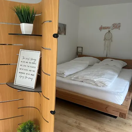 Ida Ruhig, Modern Mit Parkplatz Bei Rw Und Vs Lägenhet Deißlingen