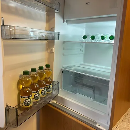 Ida Ruhig, Modern Mit Parkplatz Bei Rw Und Vs Deißlingen