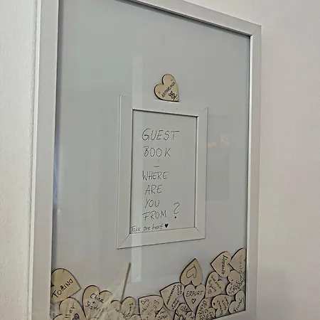 Ida Ruhig, Modern Mit Parkplatz Bei Rw Und Vs Lägenhet