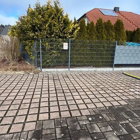 Ida Ruhig, Modern Mit Parkplatz Bei Rw Und Vs Deißlingen